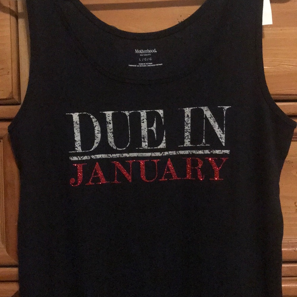 NWT - Due in January - Maternity Tank Top - L